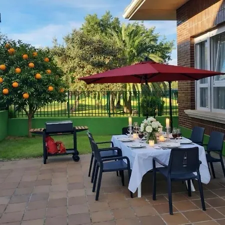 Casa En Urbanización Cerca Santander Y Aeropuerto * Camargo