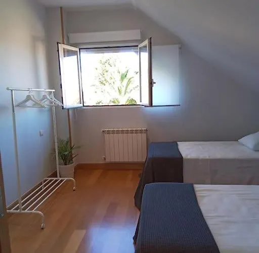 度假居 Casa En Urbanizacion Cerca Santander Y Aeropuerto *