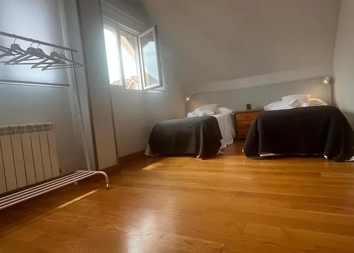 Casa En Urbanizacion Cerca Santander Y Aeropuerto 度假居 卡马乔