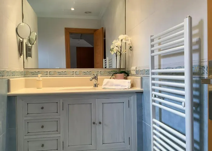 Casa En Urbanizacion Cerca Santander Y Aeropuerto 度假居 卡马乔