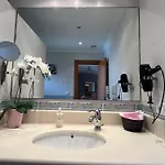 Casa En Urbanizacion Cerca Santander Y Aeropuerto